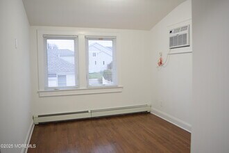 52 Dunbar Ave in Long Branch, NJ - Building Photo - Building Photo