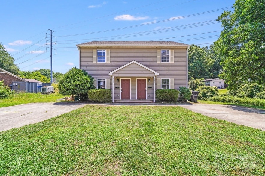 3425 Anson St in Charlotte, NC - Building Photo