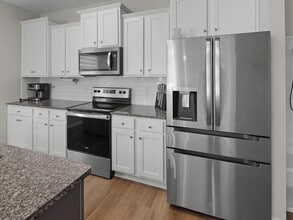 Room in House on Bounty Cir in Angier, NC - Building Photo - Building Photo