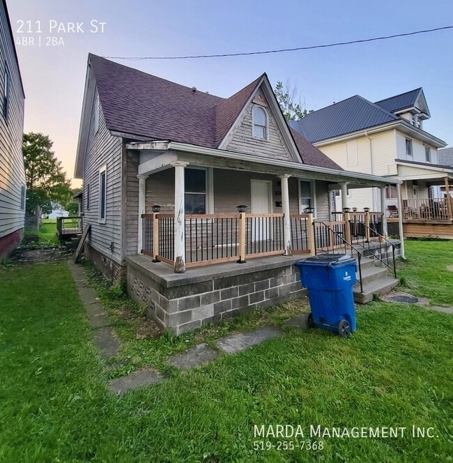 property at 211 Park St