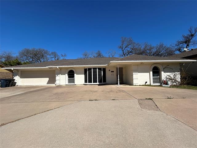 7229 Martha Ln in Fort Worth, TX - Building Photo