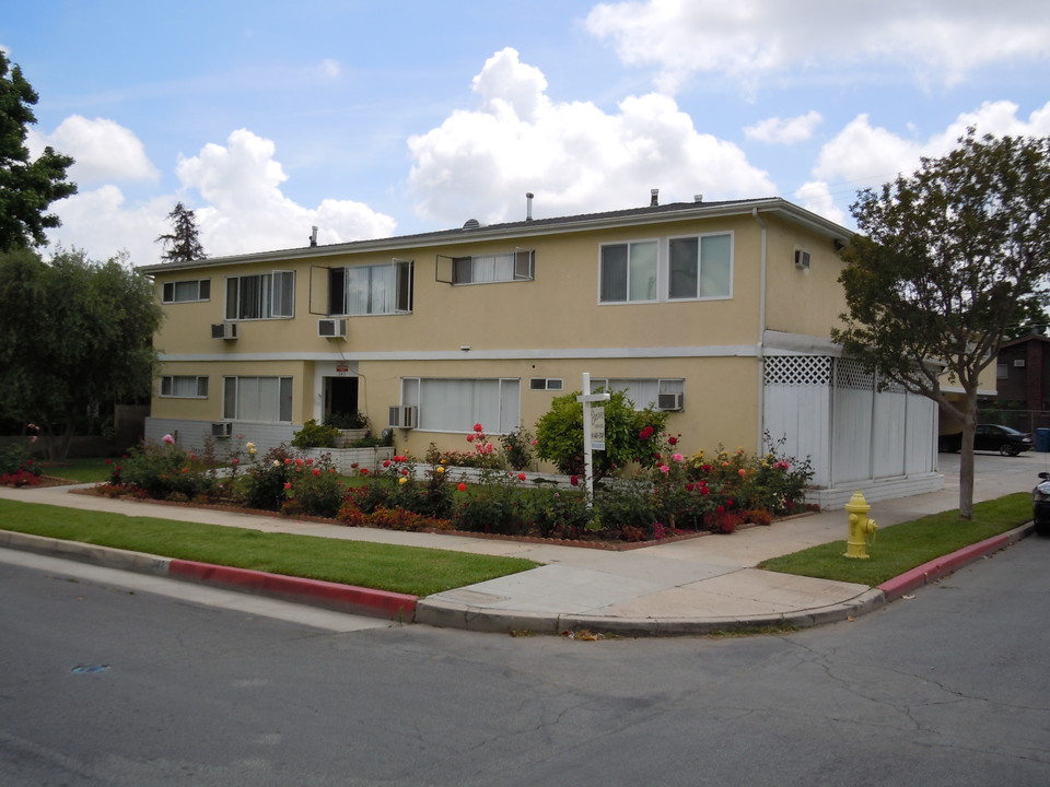 336-342 N Stoneman Ave in Alhambra, CA - Building Photo