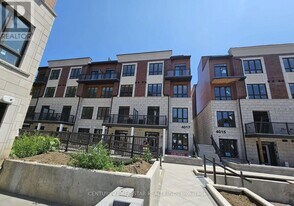 4017 Hickory Dr in Mississauga, ON - Building Photo