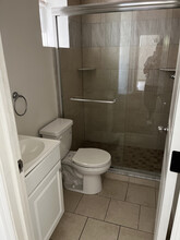 3124 W Diamond St, Unit 2 in Philadelphia, PA - Building Photo - Building Photo