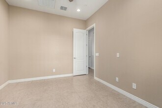 10540 E Stearn Ave in Mesa, AZ - Building Photo - Building Photo