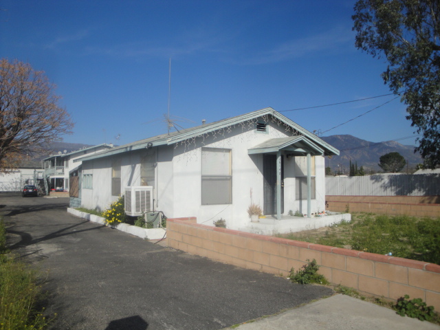 26148 Cypress St in Highland, CA - Building Photo - Building Photo