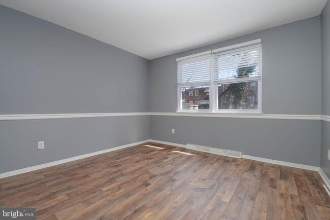 4409 Falls Bridge Dr in Baltimore, MD - Building Photo - Building Photo