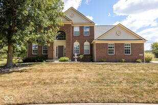 344 W Columbine Ln in Westfield, IN - Building Photo