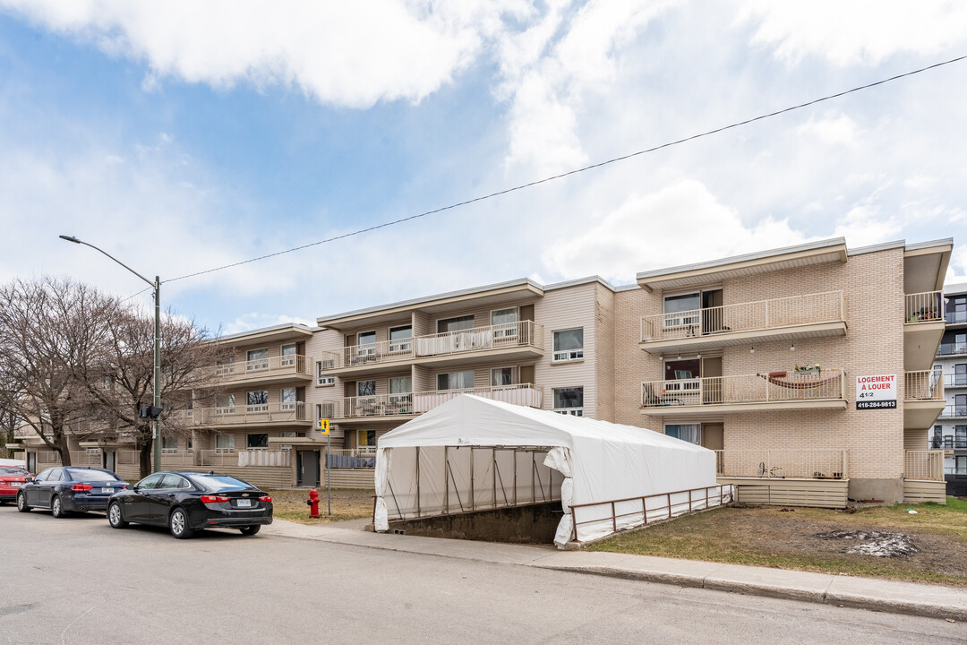 3035 De La Forest St in Québec, QC - Building Photo