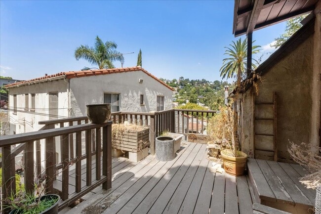 property at 1884 Silver Lake Blvd