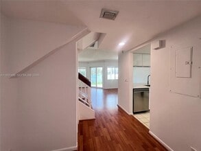 7852 NW 7th Ct in Plantation, FL - Building Photo - Building Photo