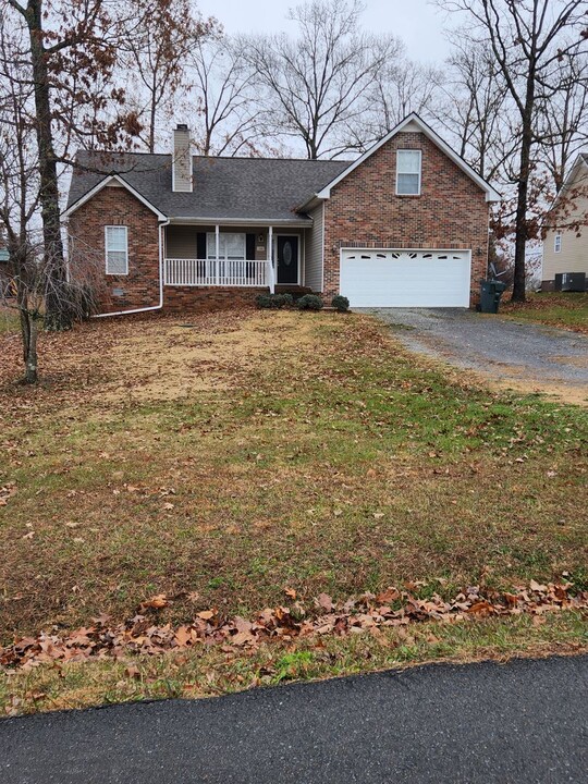 149 Baggett Ln in Dickson, TN - Building Photo