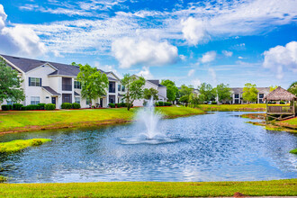 Sweetwater Apartments in Gulf Shores, AL - Foto de edificio - Building Photo