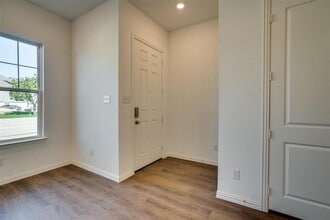 9935 Schramm St in Irving, TX - Building Photo - Building Photo