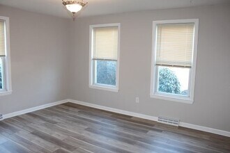 54 Mill St-Unit -54 in Dracut, MA - Building Photo - Building Photo