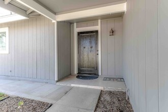 3222 S Townsend St in Santa Ana, CA - Building Photo - Building Photo