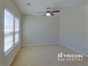 348 Bucklebury Rd in Greer, SC - Building Photo - Building Photo