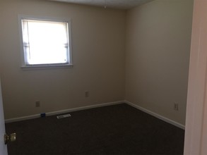 1122 E Mcintosh Rd in Griffin, GA - Building Photo - Building Photo