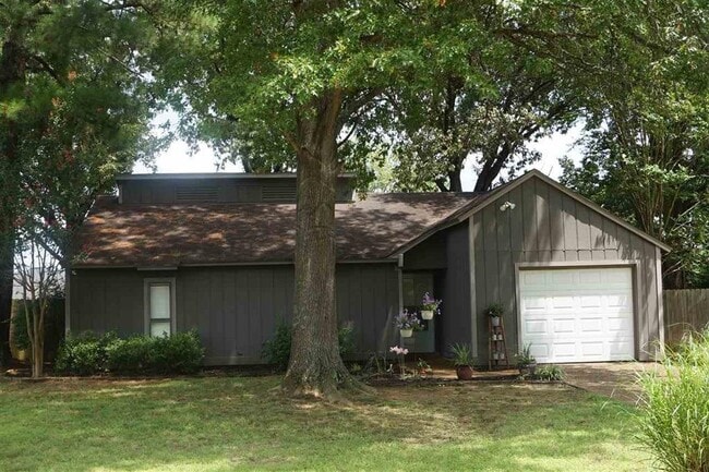 property at 1218 Simmonsridge Dr