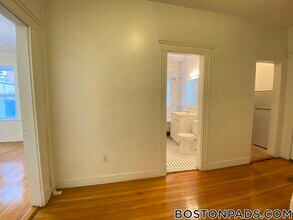 89 Park Dr in Boston, MA - Building Photo - Building Photo