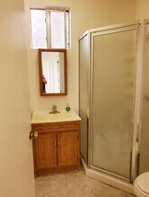 2418 32nd St, Unit GH in Santa Monica, CA - Building Photo - Building Photo