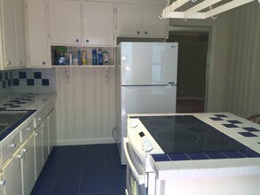 228 W Hillcrest Dr in Greenville, SC - Building Photo - Building Photo