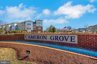 12908 Fox Bow Dr, Unit 307 in Upper Marlboro, MD - Foto de edificio - Building Photo