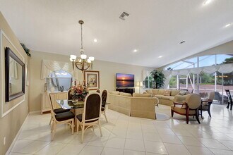 4489 Kensington Park Way in Wellington, FL - Building Photo - Building Photo