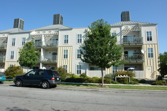 Craig Gardens Senior Housing in Campbell, CA - Building Photo - Building Photo