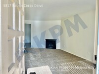 5817 Brush Creek Dr in Stockton, CA - Building Photo - Building Photo