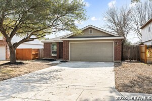 9014 Spiral Woods in Universal City, TX - Building Photo - Building Photo