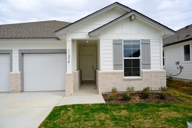 1123 Stone Vly Rd, Unit B in Temple, TX - Foto de edificio - Building Photo