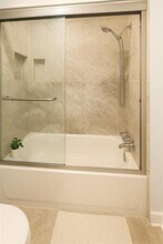 5311 Fleetwood Oaks Ave in Dallas, TX - Building Photo - Building Photo