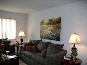 Sunrise Apartments in Taylor, MI - Foto de edificio - Interior Photo