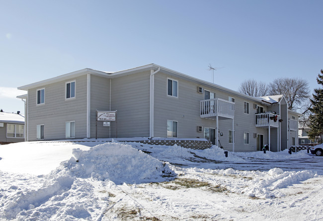 21 George St E in Maple Lake, MN - Building Photo - Building Photo