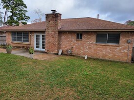 3527 Almondwood Dr in Spring, TX - Building Photo