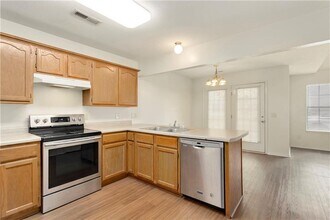 1477 Gregg St in Fayetteville, AR - Building Photo - Building Photo