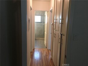 4933 Cahuenga Blvd in Los Angeles, CA - Building Photo - Building Photo
