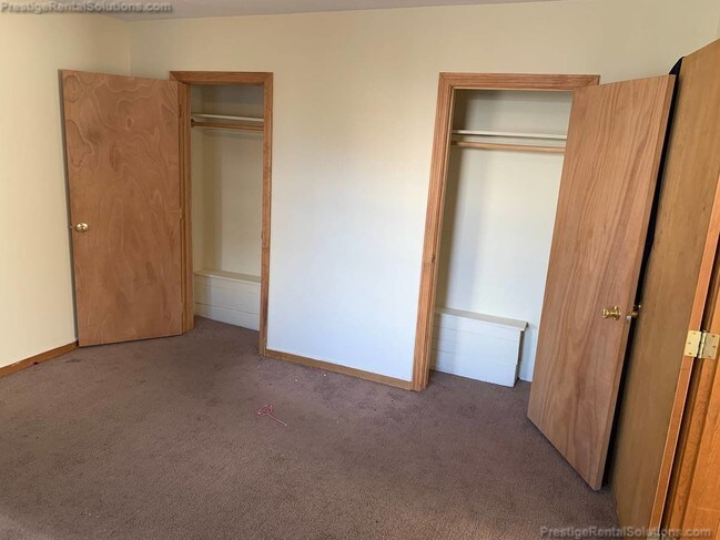 96 Nichols Ave, Unit B in Watertown, MA - Building Photo - Building Photo