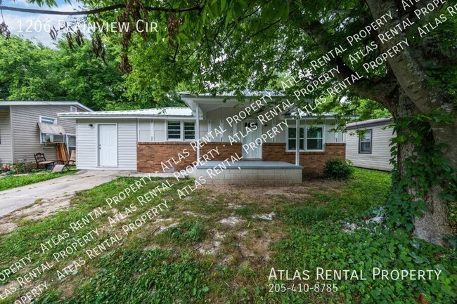 1206 Plainview Cir in Athens, AL - Building Photo - Building Photo