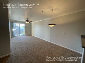 2330 University Ave in East Palo Alto, CA - Building Photo - Building Photo