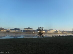 17568 Monte Isola Wy in North Fort Myers, FL - Foto de edificio - Building Photo