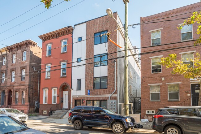 1511 N 17th St in Philadelphia, PA - Building Photo - Building Photo