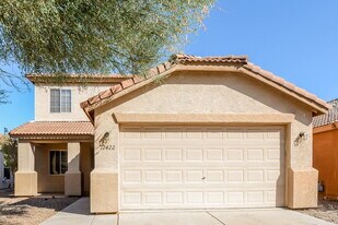 12422 W Sharon Dr in El Mirage, AZ - Building Photo
