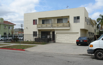 4161 W 4th St in Los Angeles, CA - Foto de edificio - Building Photo