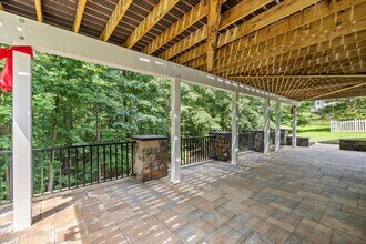 1010 Hotchkiss Ct in Fredericksburg, VA - Building Photo - Building Photo