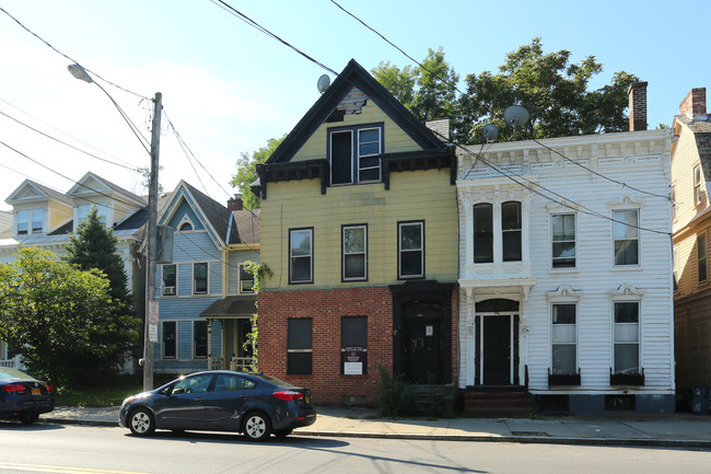 708 Union St in Schenectady, NY - Building Photo - Building Photo