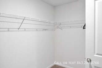522 Shady Maple St in Moncks Corner, SC - Building Photo - Building Photo