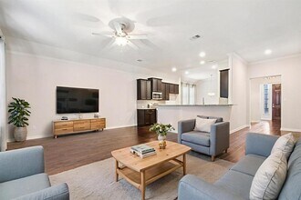 2244 Hilltop Climb Dr in Leander, TX - Building Photo - Building Photo