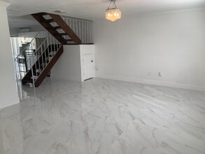 22220 SW 103rd Ave in Cutler Bay, FL - Building Photo - Building Photo